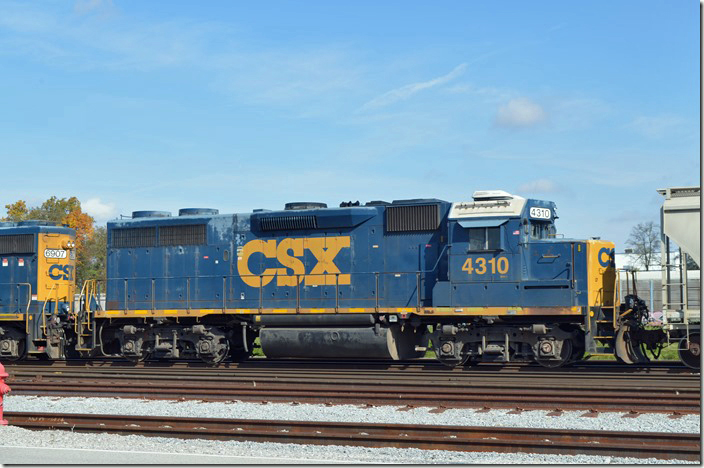 CSX 4310 GP39-2. View 2. Casky KY.